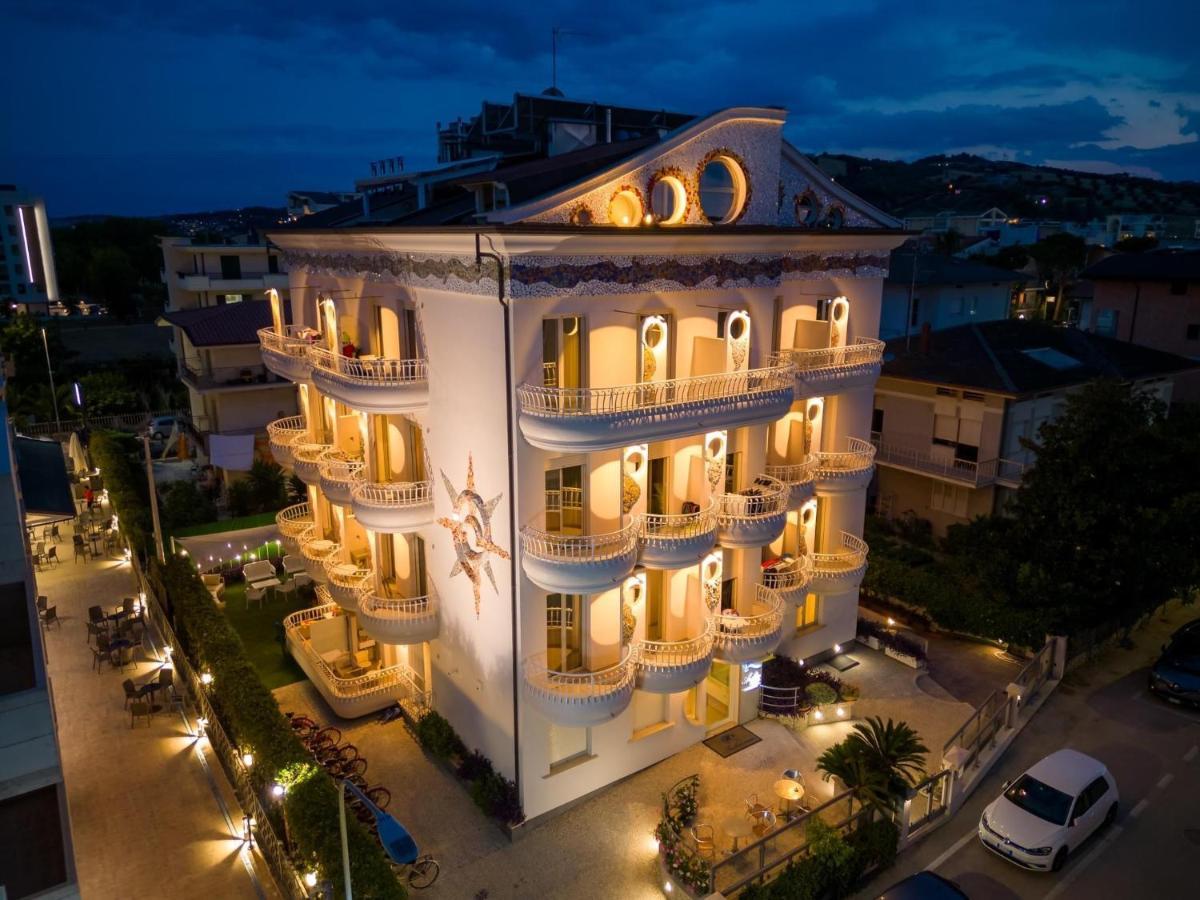Residence Anchisemare Альба-Адриатика Экстерьер фото